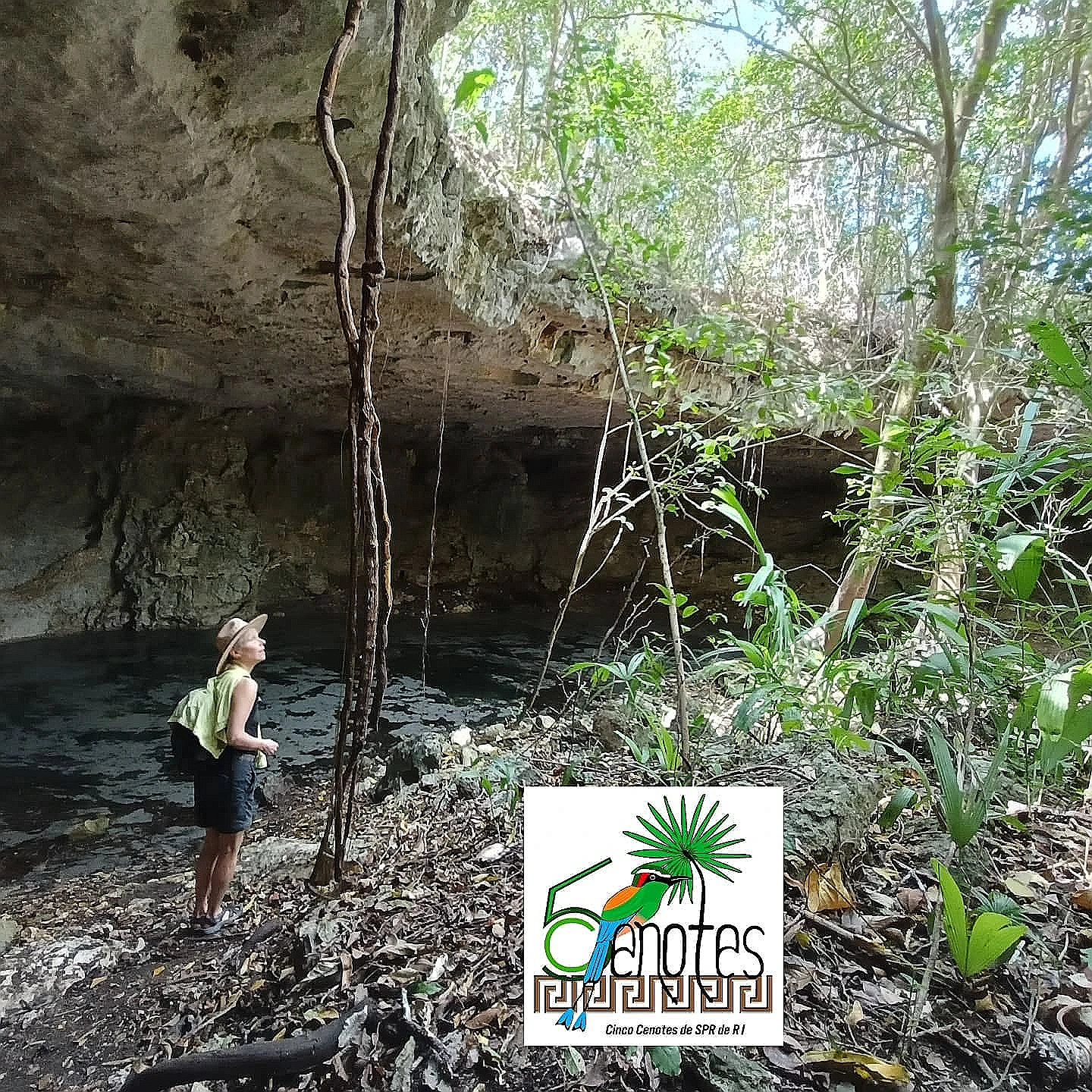 Cenote Azul